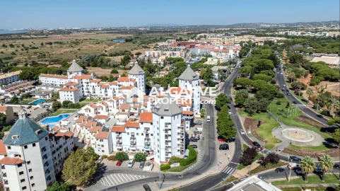 Apartamento T1 para Venda em Quarteira