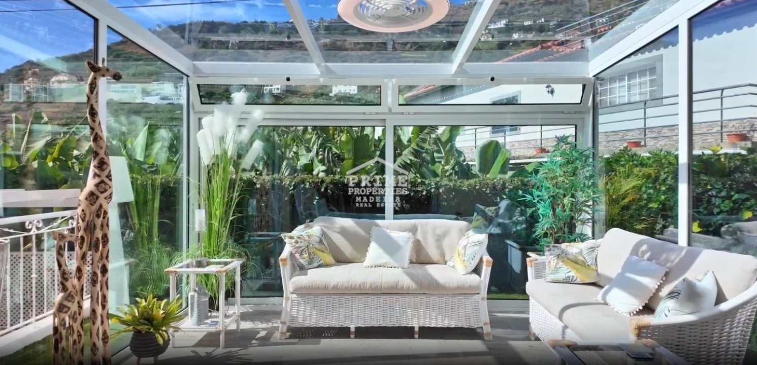 Moradia T3 para Venda em Arco da Calheta Foto 1