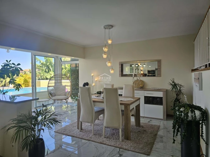 Moradia T3 para Venda em Arco da Calheta Foto 1