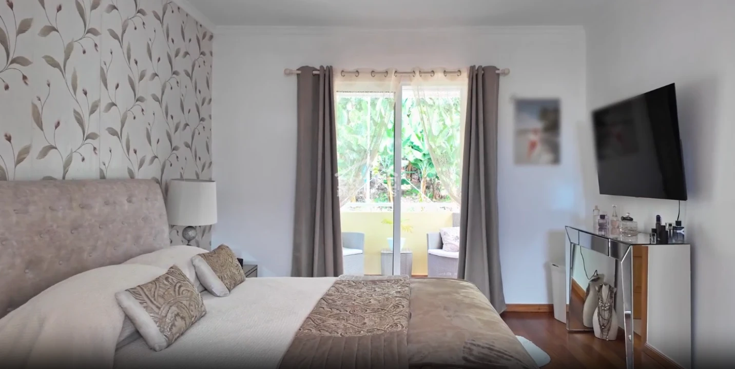 Moradia T3 para Venda em Arco da Calheta Foto 29