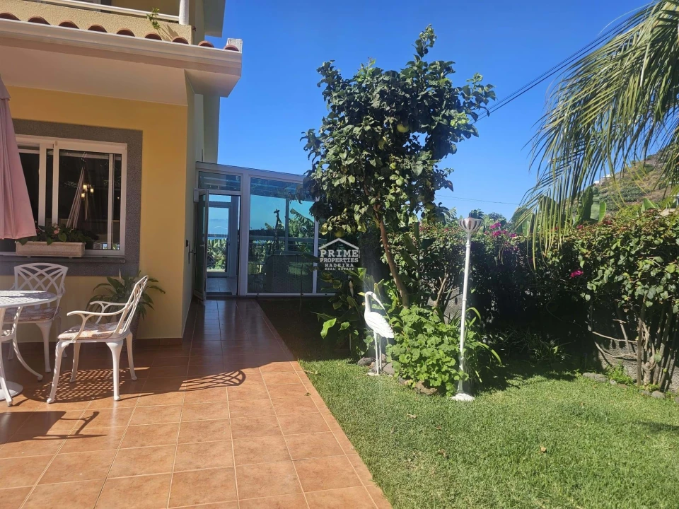 Moradia T3 para Venda em Arco da Calheta Foto 40