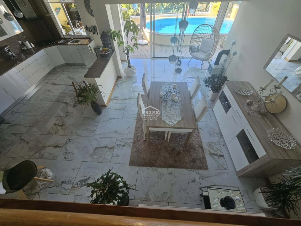 Moradia T3 para Venda em Arco da Calheta Foto 3