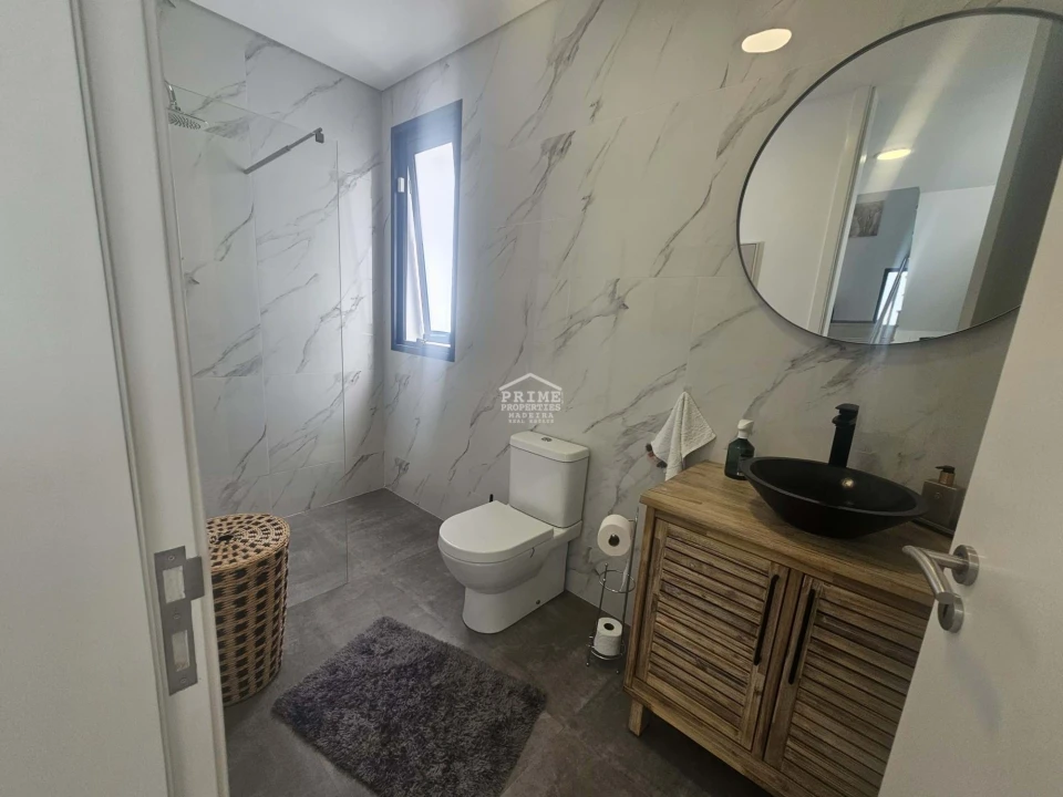 Moradia T4 para Venda em Ribeira Brava Foto 11