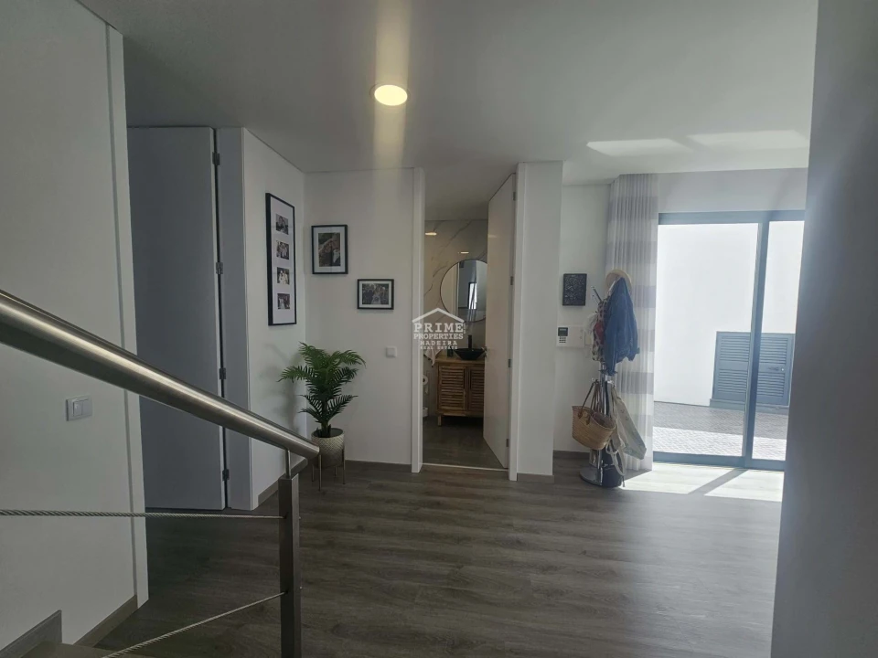 Moradia T4 para Venda em Ribeira Brava Foto 28