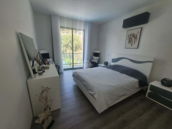 Moradia T4 para Venda em Ribeira Brava Foto 17