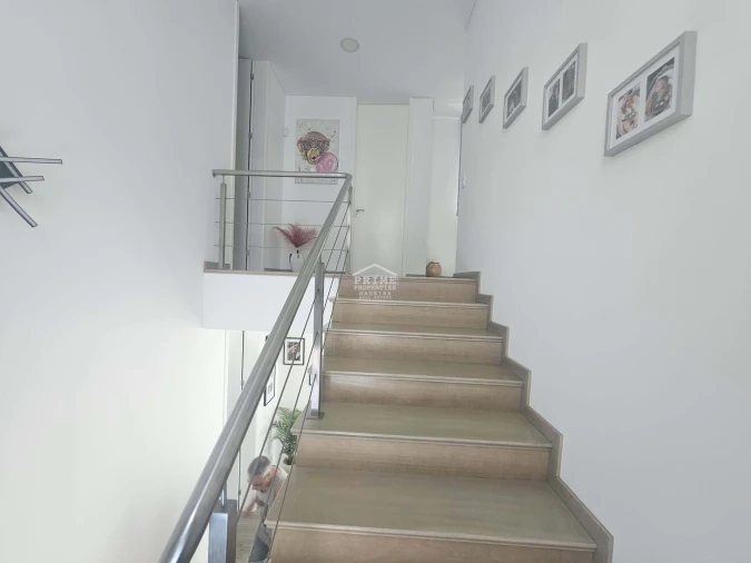 Moradia T4 para Venda em Ribeira Brava Foto 15