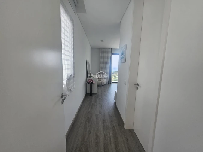 Moradia T4 para Venda em Ribeira Brava Foto 23