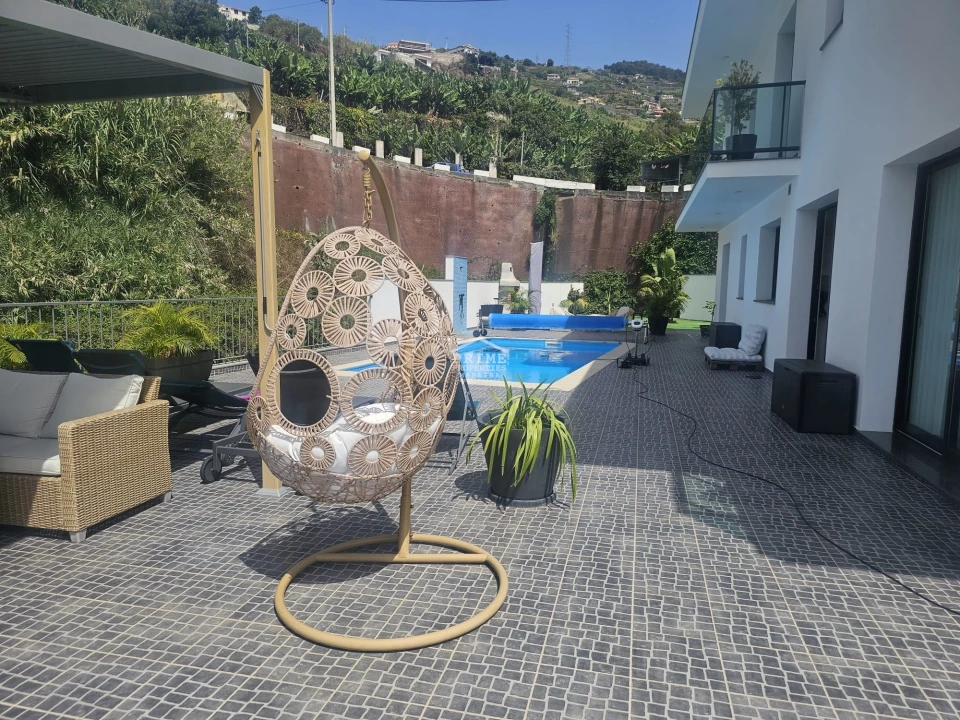 Moradia T4 para Venda em Ribeira Brava Foto 30