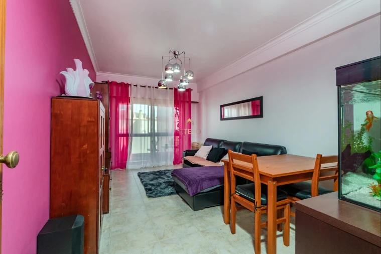 Apartamento T3 para Venda em Odivelas Foto 2