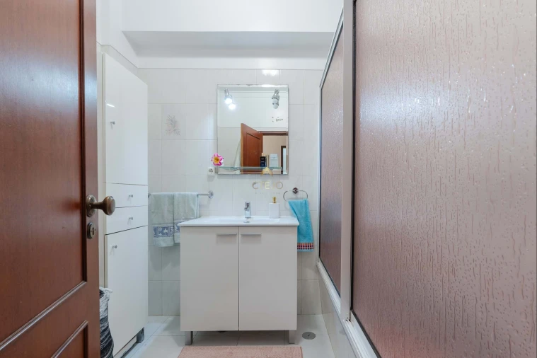 Apartamento T3 para Venda em Odivelas Foto 12