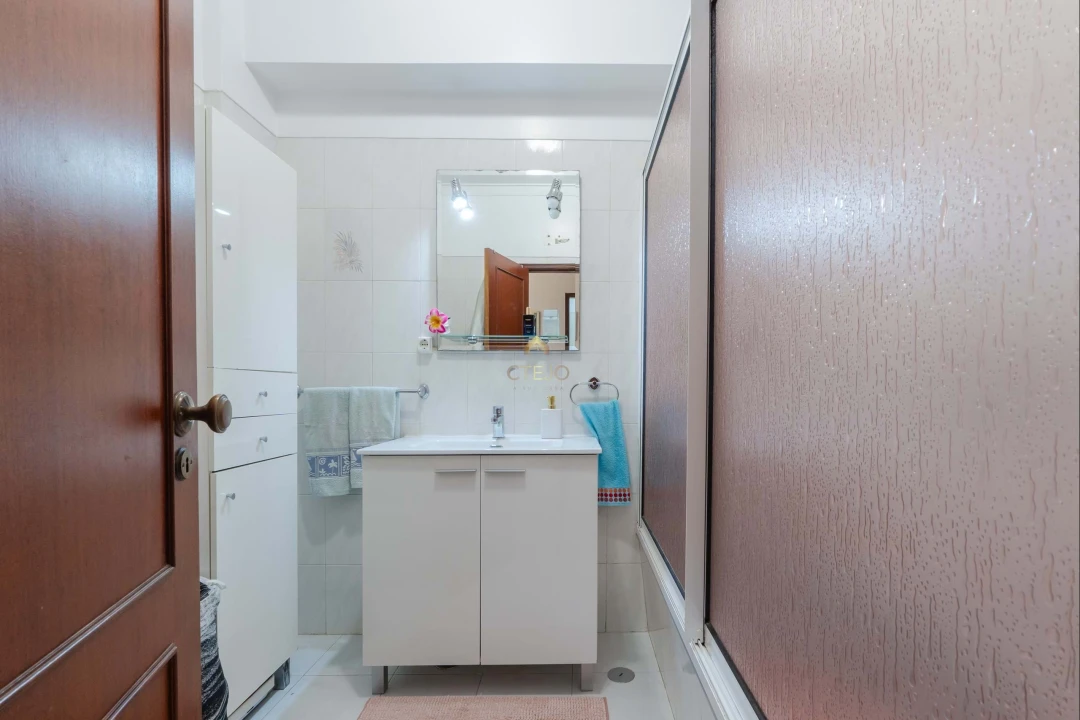 Apartamento T3 para Venda em Odivelas Foto 12