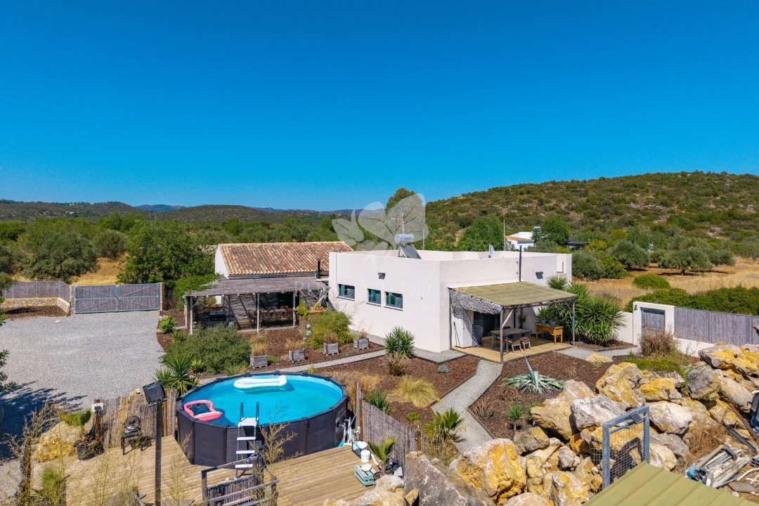 Quinta T3 para Venda em Santa Catarina da Fonte do Bispo Foto 27