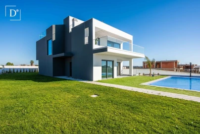 Moradia T4 para Venda em Silves