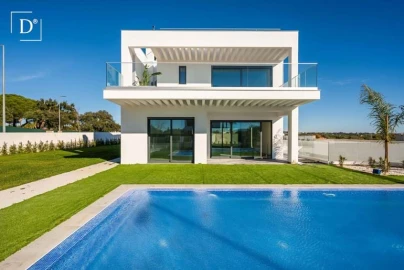 Moradia T4 para Venda em Silves