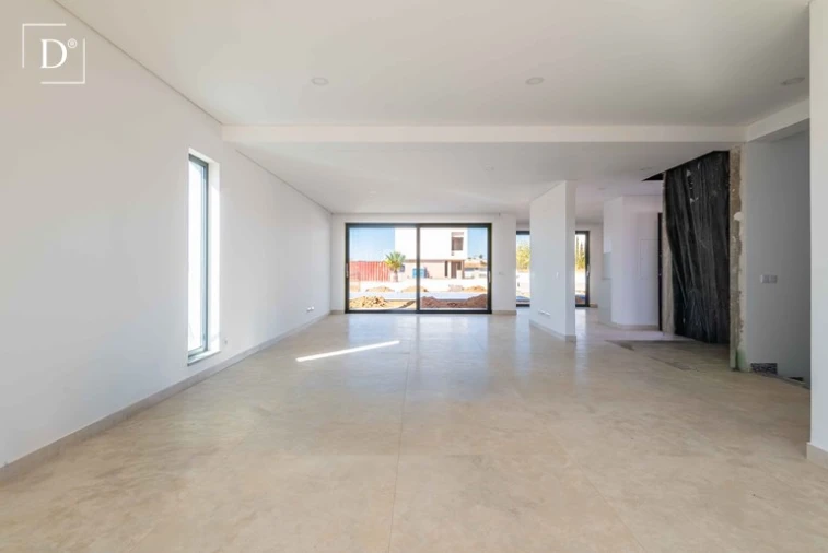 Moradia T4 para Venda em Silves Foto 30