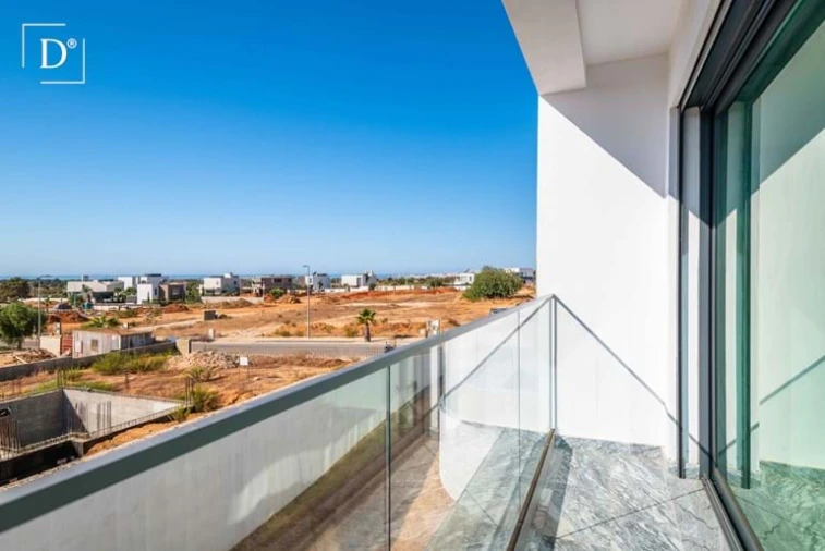 Moradia T4 para Venda em Silves Foto 15