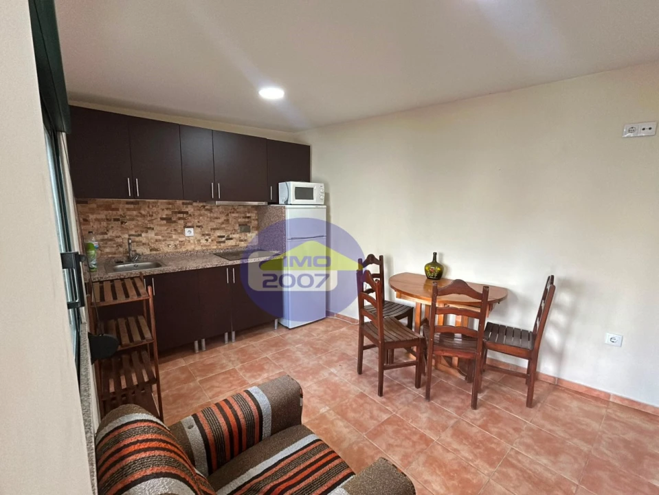 Moradia T2 para Venda em Fiães Foto 4