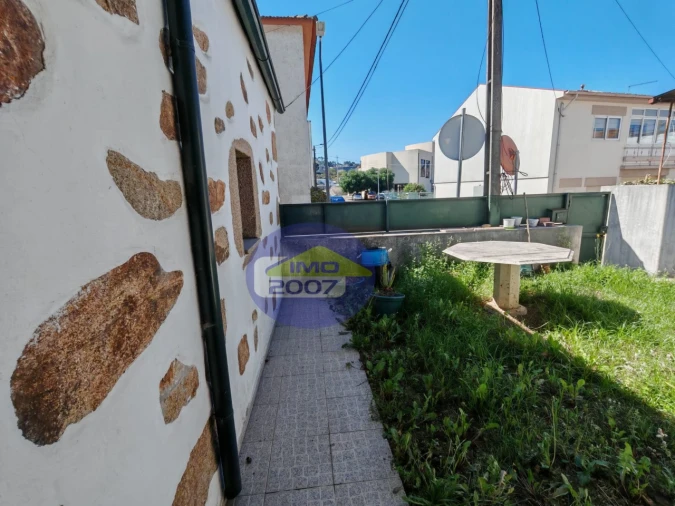 Moradia T2 para Venda em Fiães Foto 36