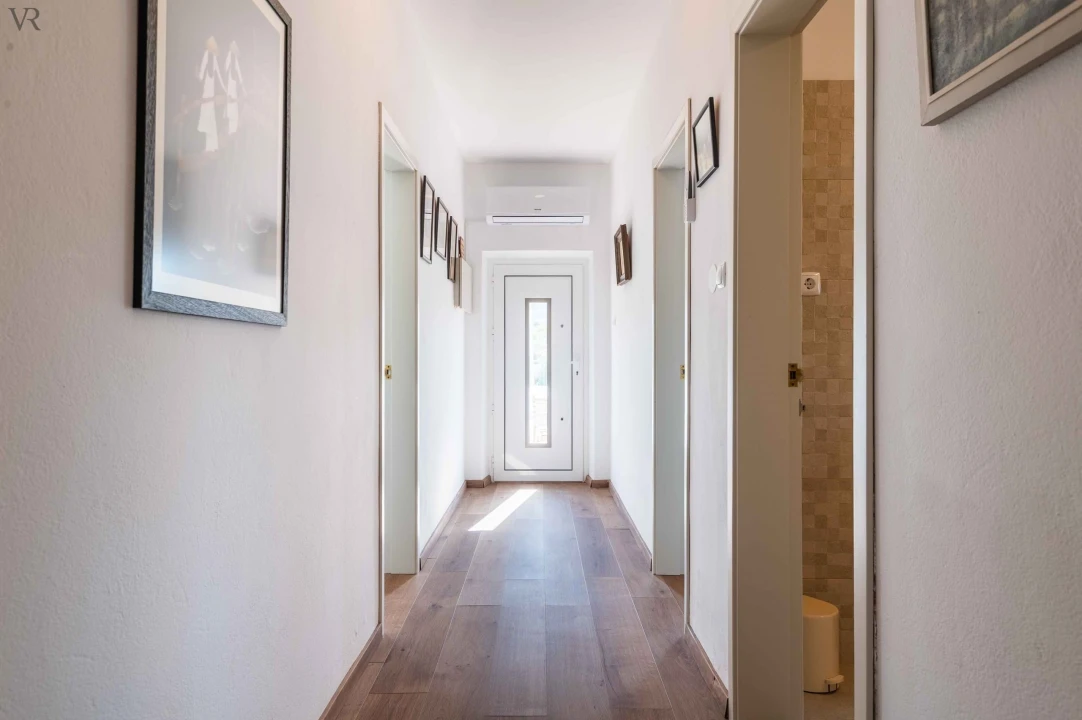 Moradia T4 para Venda em São Bartolomeu de Messines Foto 15