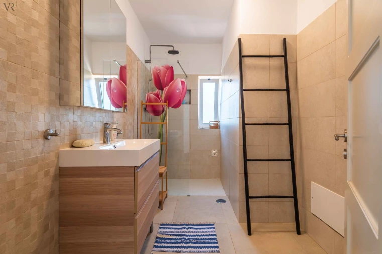 Moradia T4 para Venda em São Bartolomeu de Messines Foto 17