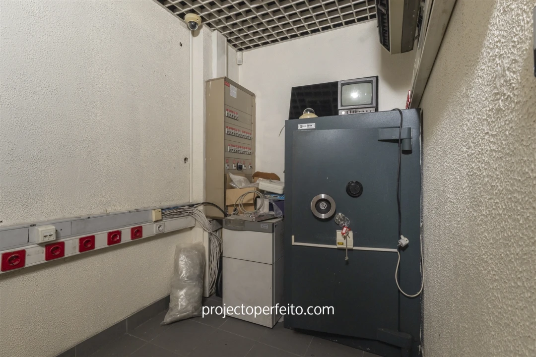 Loja para Venda em Cortegaça Foto 9