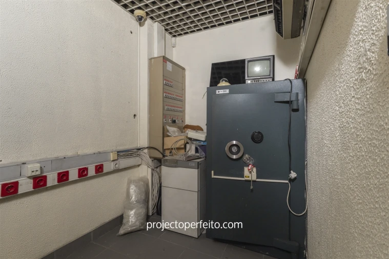 Loja para Venda em Cortegaça Foto 9