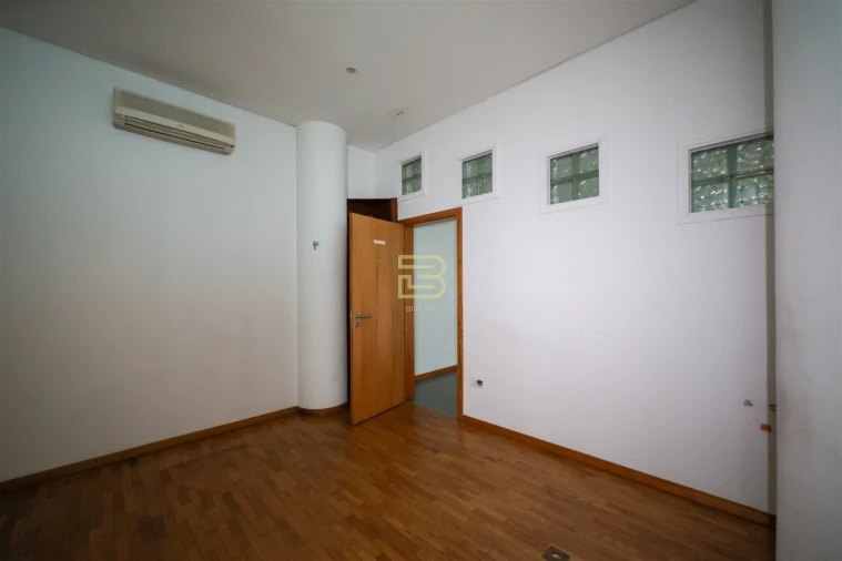 Loja para Venda em Rio Tinto Foto 12