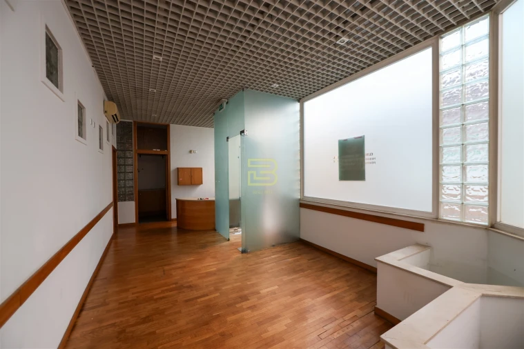 Loja para Venda em Rio Tinto Foto 4