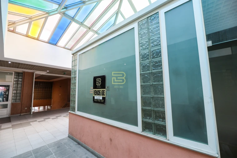 Loja para Venda em Rio Tinto Foto 3