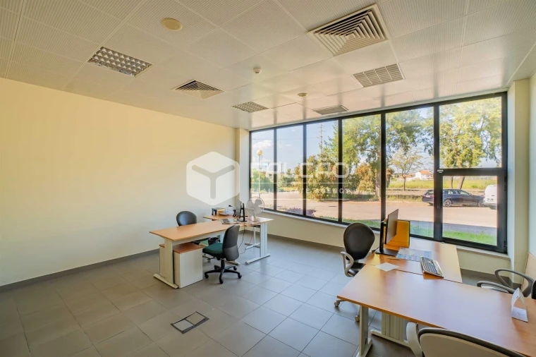 Armazém para Arrendamento em Romeira e Várzea Foto 9