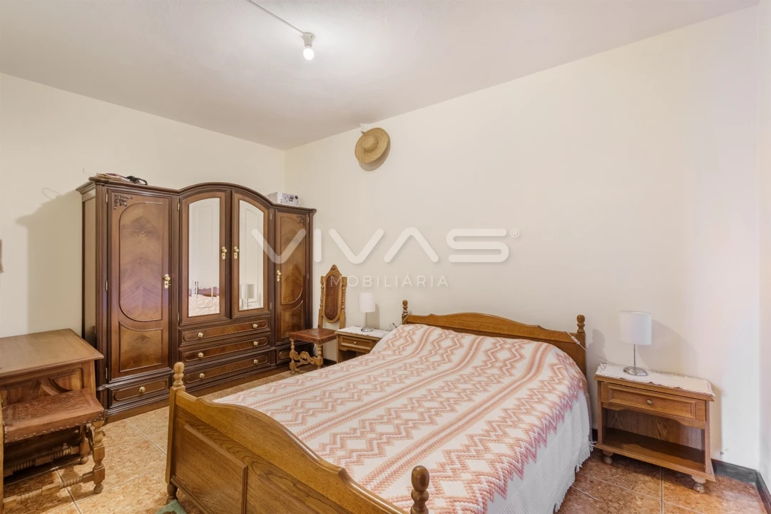 Moradia T4 para Venda em Crespos e Pousada Foto 8