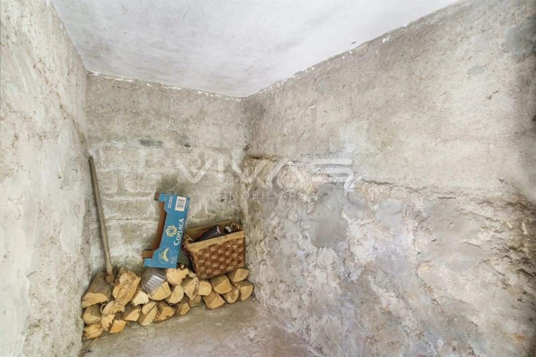 Moradia T4 para Venda em Crespos e Pousada Foto 38