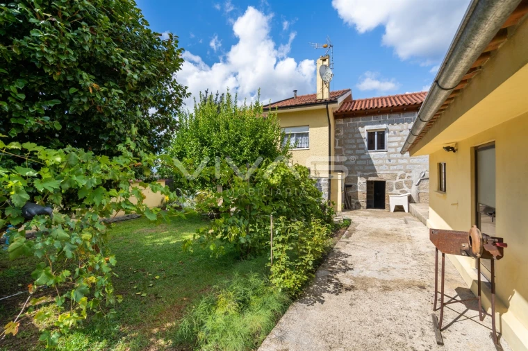 Moradia T4 para Venda em Crespos e Pousada Foto 39