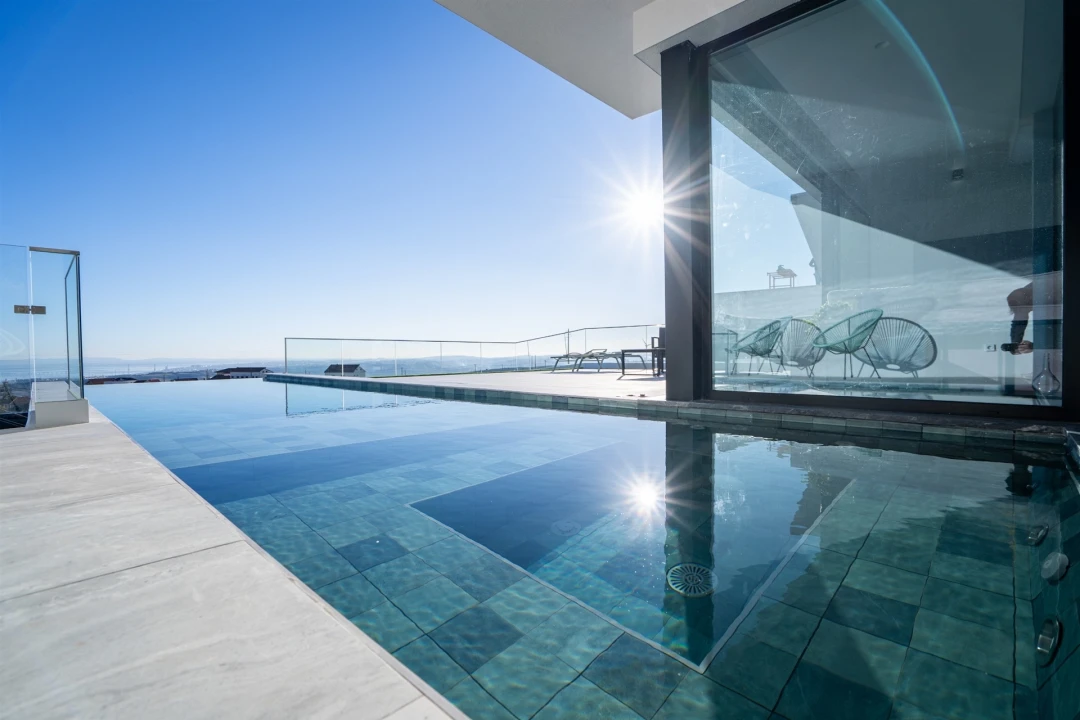 Moradia T4 para Venda em Vialonga Foto 30