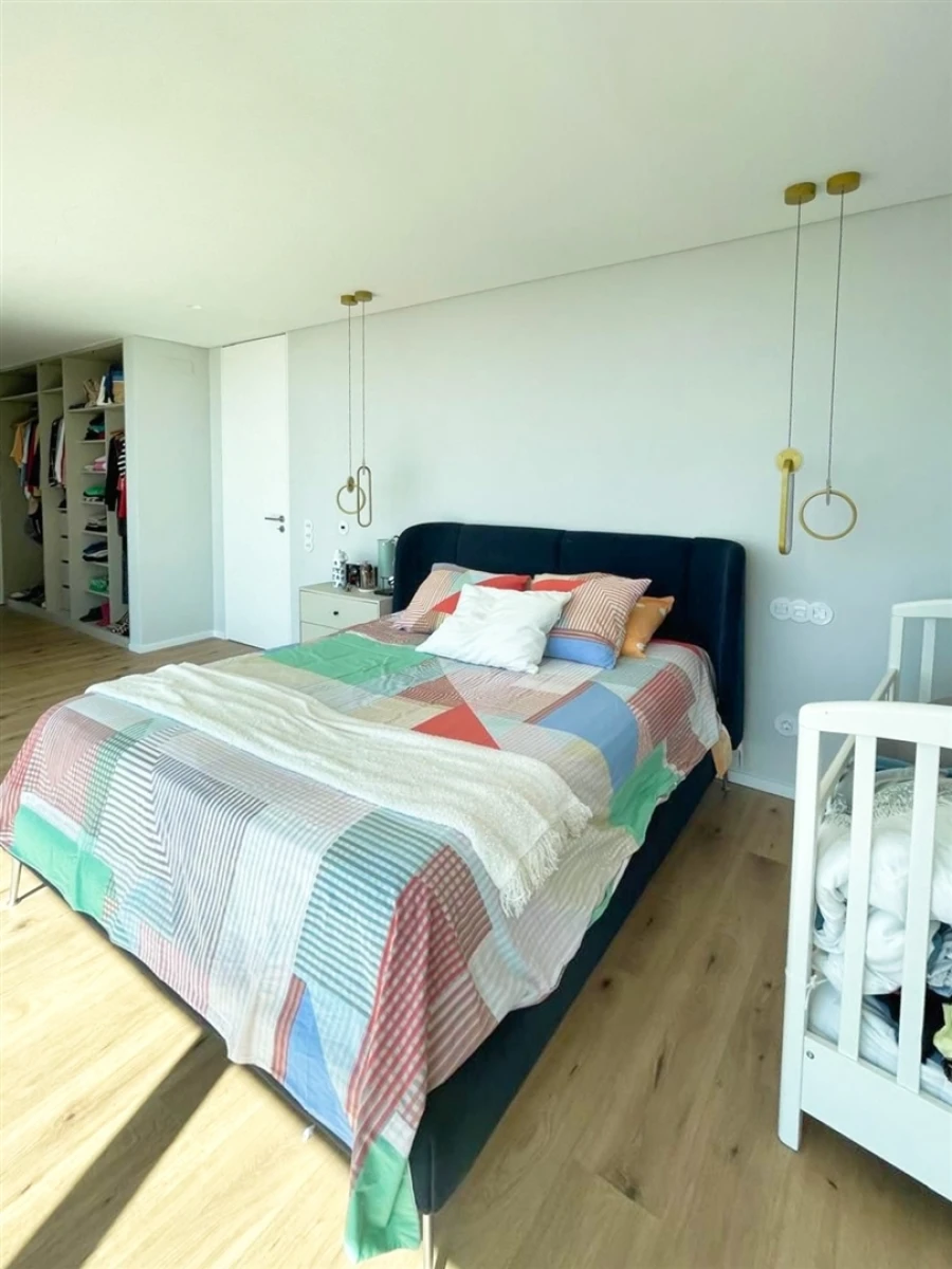 Moradia T4 para Venda em Vialonga Foto 46