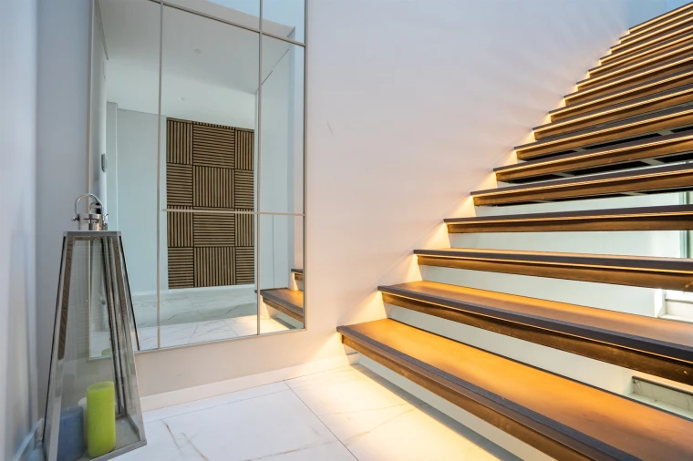 Moradia T4 para Venda em Vialonga Foto 41