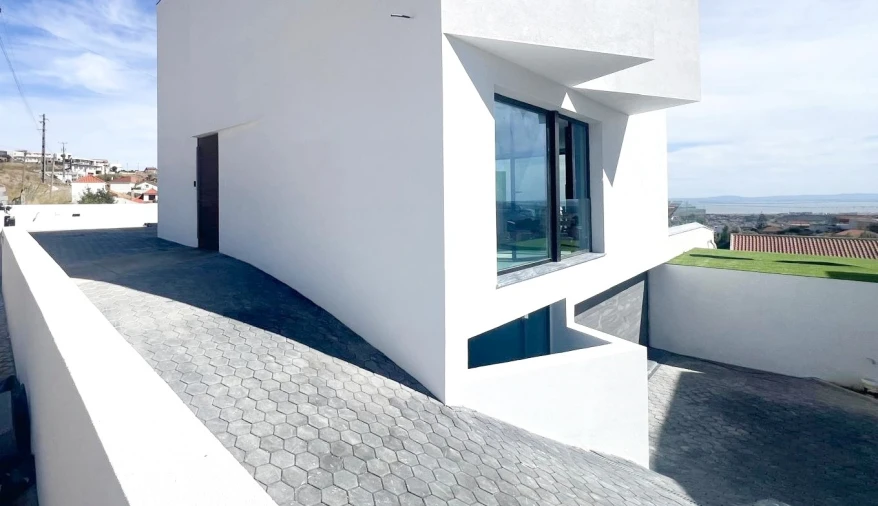 Moradia T4 para Venda em Vialonga Foto 67