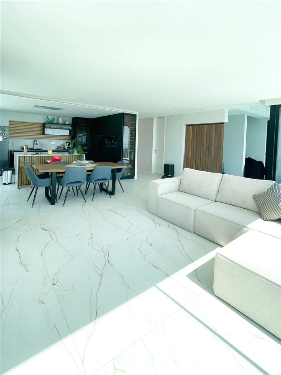 Moradia T4 para Venda em Vialonga Foto 21