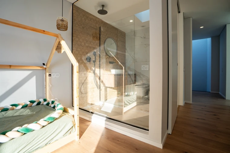 Moradia T4 para Venda em Vialonga Foto 58