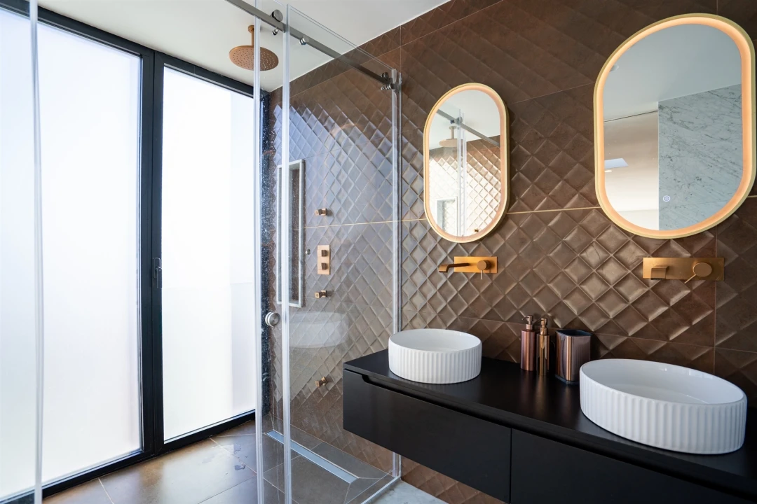 Moradia T4 para Venda em Vialonga Foto 49