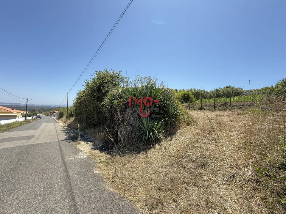 Terreno para Venda em Caldas da Rainha - Santo Onofre e Serra do Bouro Foto 1