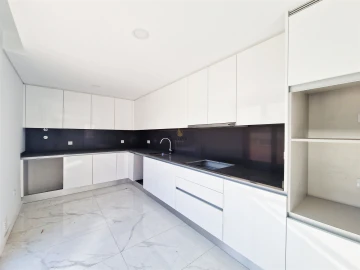 Apartamento T4 para Venda em Viseu