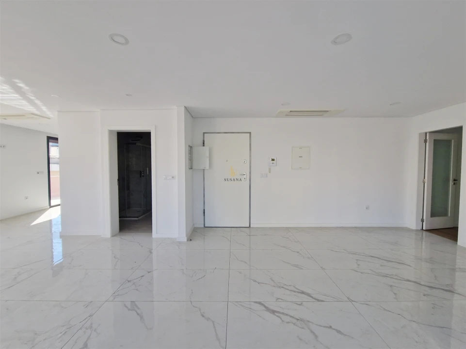 Apartamento T4 para Venda em Viseu Foto 26