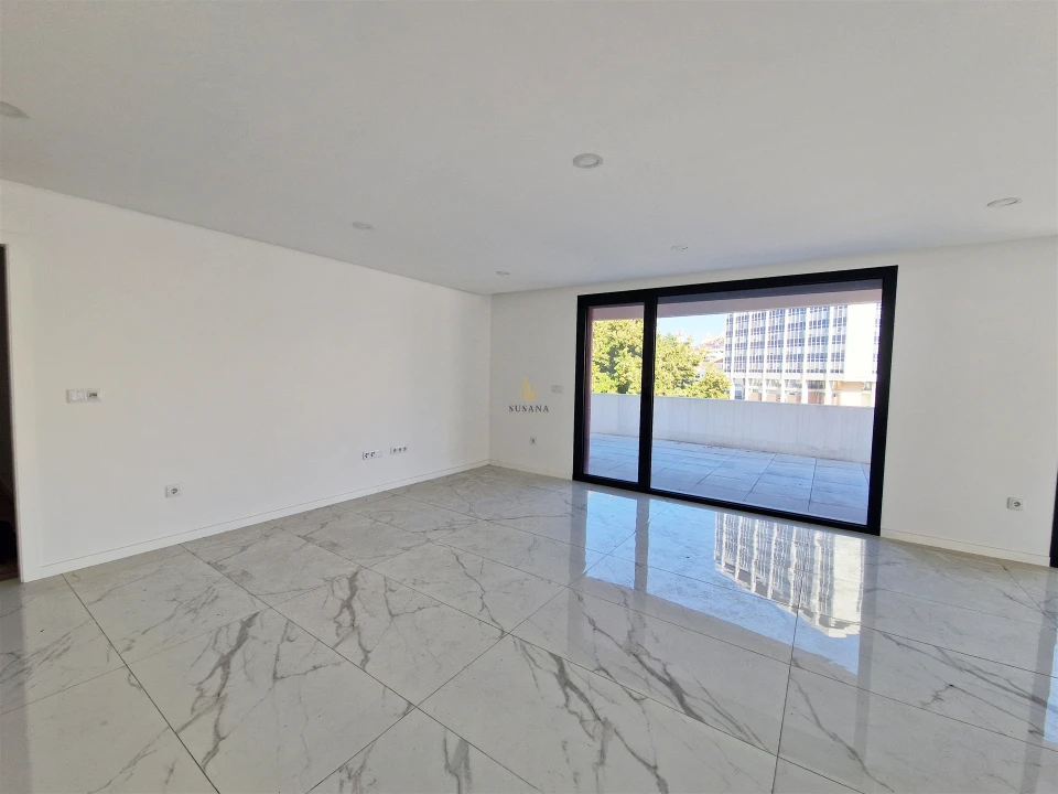 Apartamento T4 para Venda em Viseu Foto 28