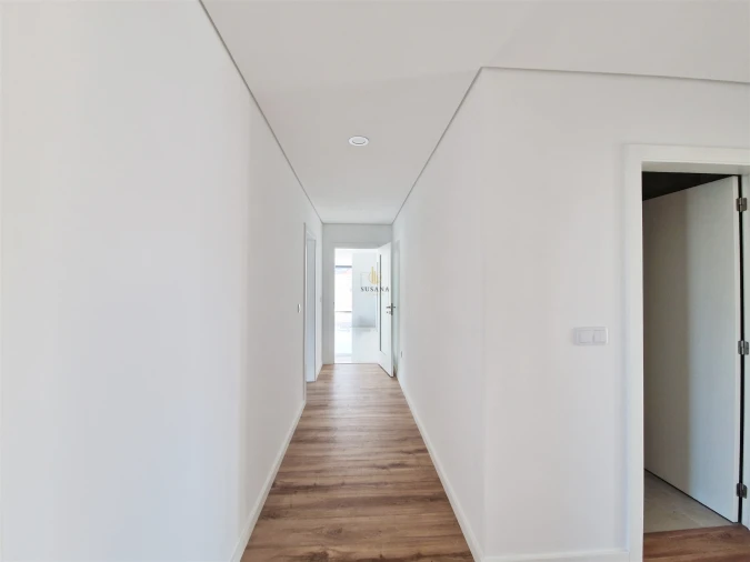 Apartamento T4 para Venda em Viseu Foto 11