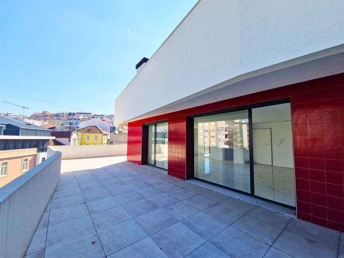 Apartamento T4 para Venda em Viseu Foto 6