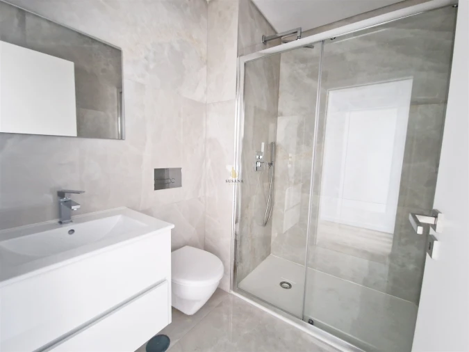 Apartamento T4 para Venda em Viseu Foto 17
