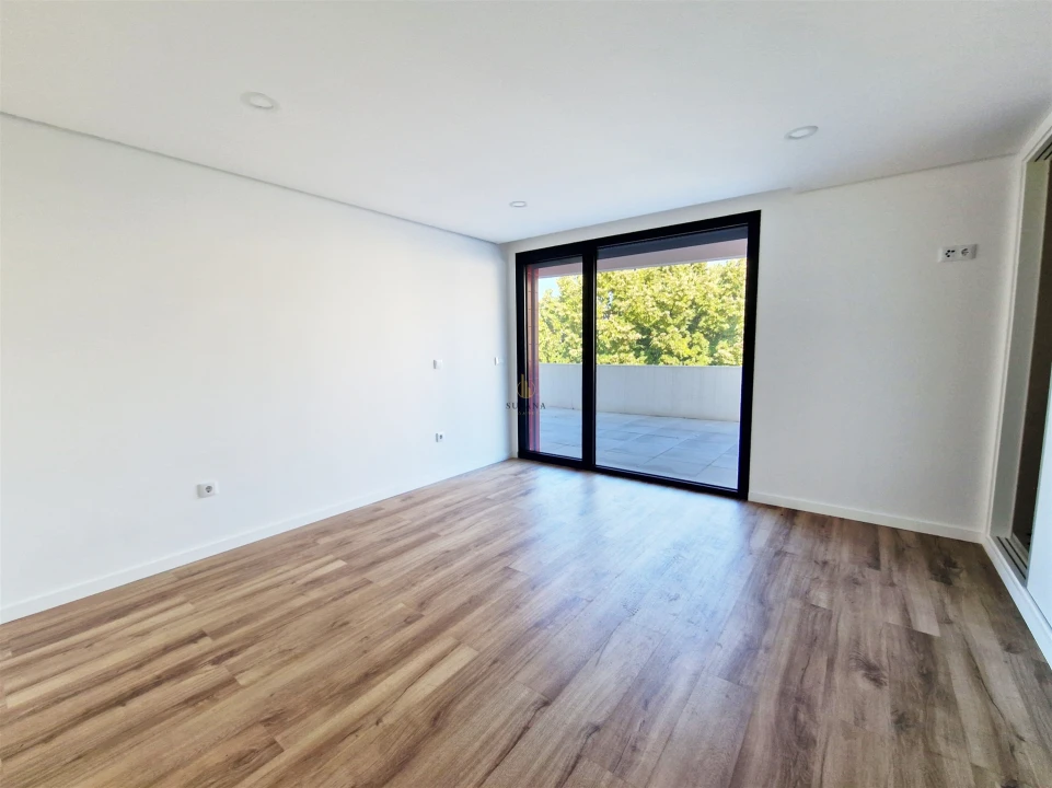 Apartamento T4 para Venda em Viseu Foto 16