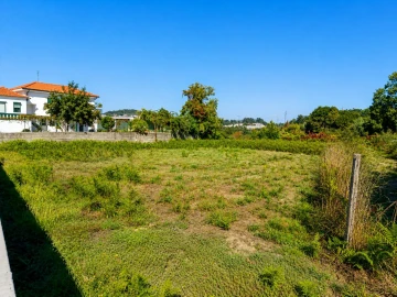 Terreno para Venda em Paços de Ferreira