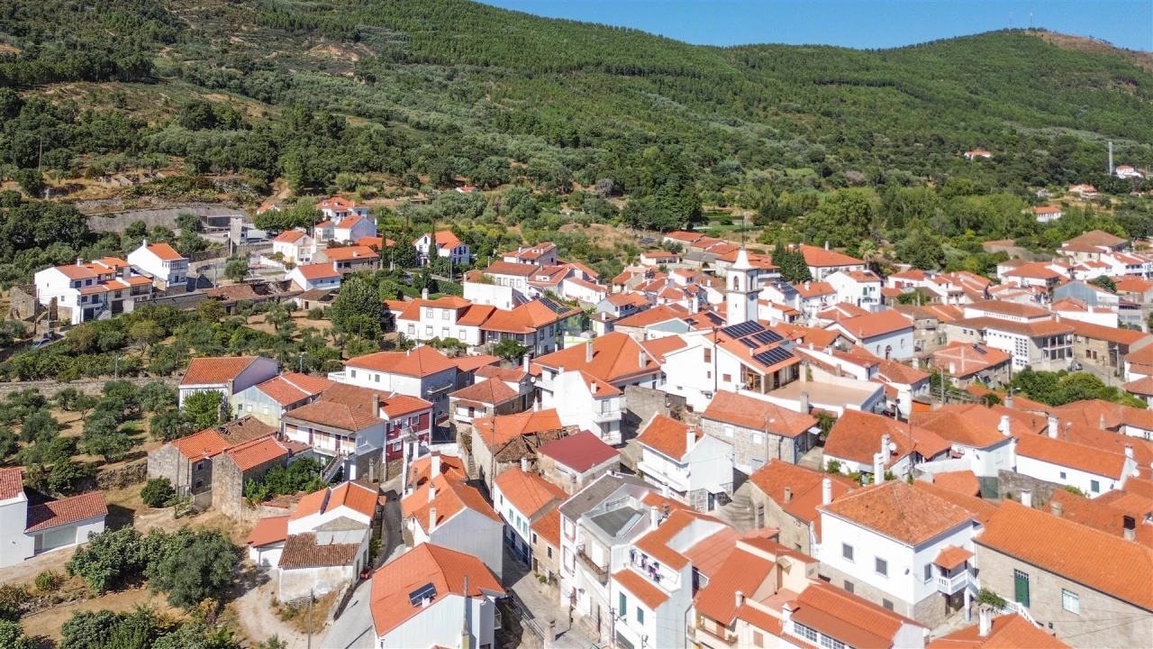 Moradia T2 para Venda em Vale de Prazeres e Mata da Rainha Foto 32